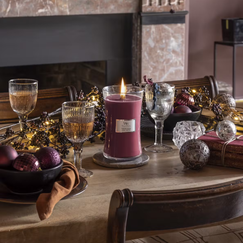 Woodwick Large Phantom Cherry 609 г - Ароматична свічка з ароматом темної вишні та амбри - фото №2